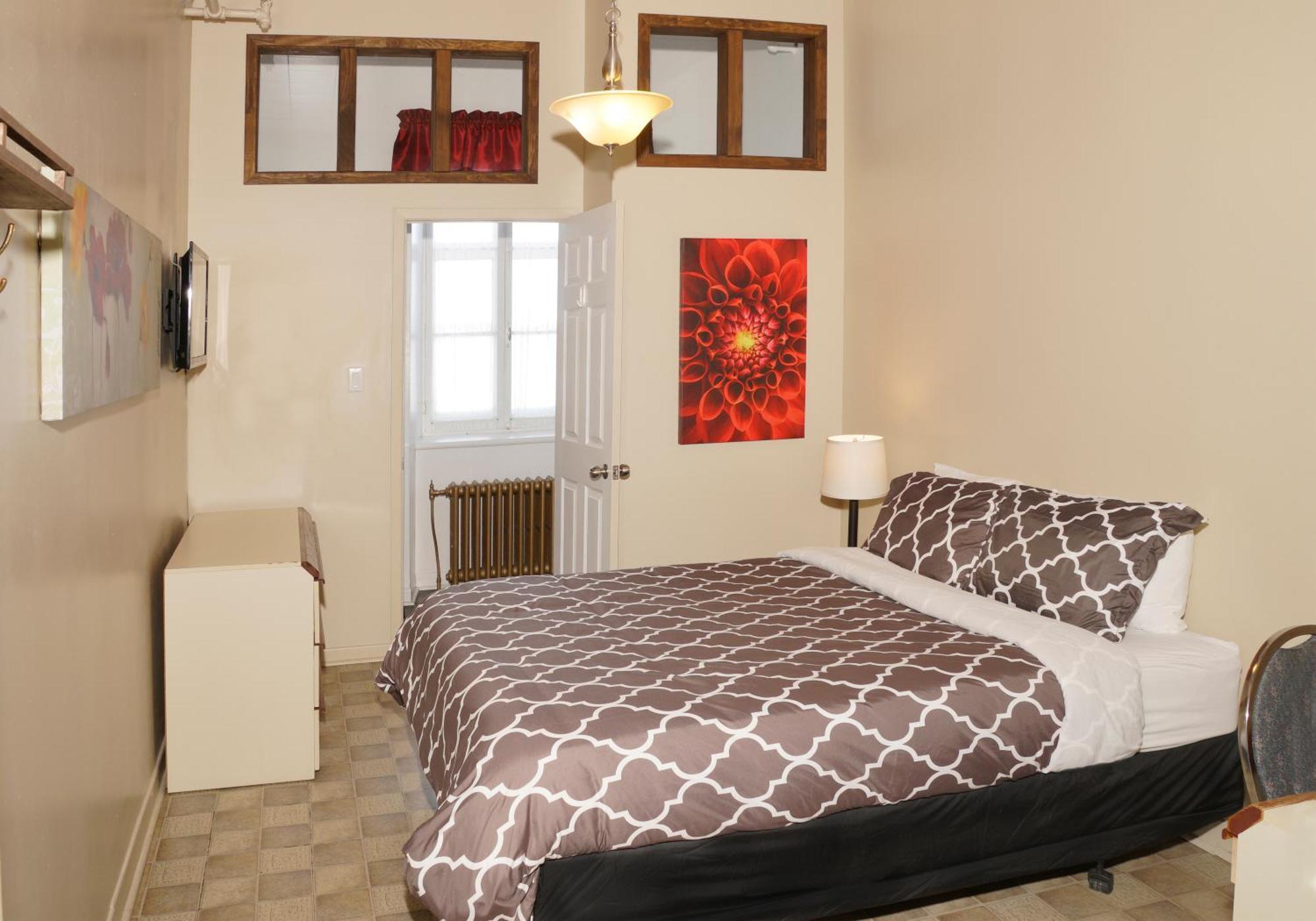 Auberge Du Couvent Saint-Casimir Luaran gambar
