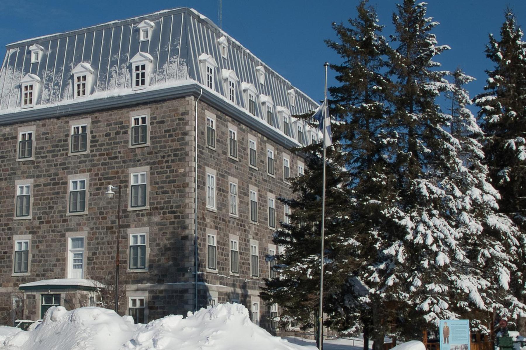 Auberge Du Couvent Saint-Casimir Luaran gambar